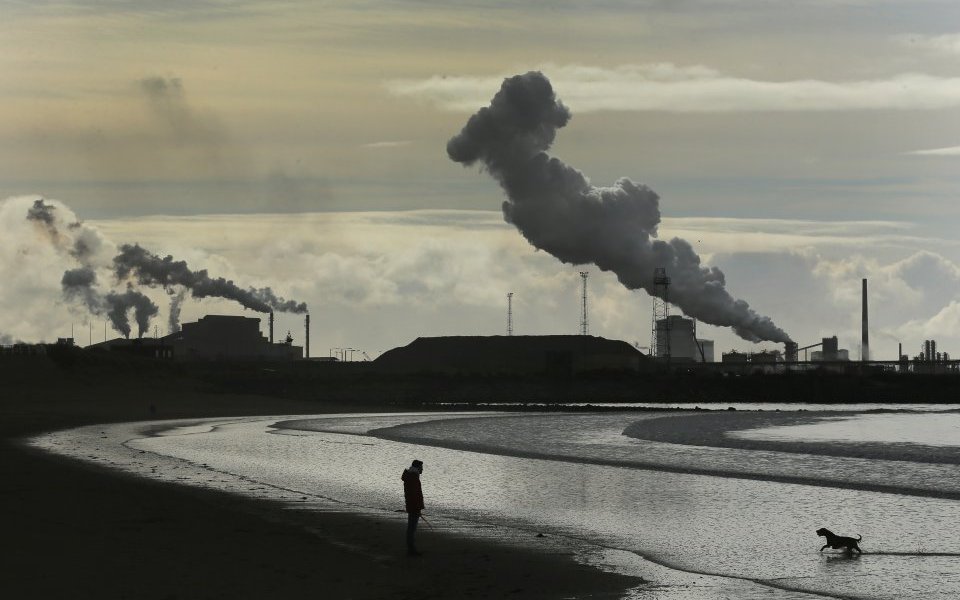 Tata bidders prepare for Monday deadline in race to save UK steel industry